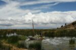 Aguas servidas tiñen de verde el Lago Titicaca