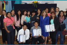En La Paz, Santa Cruz y Cochabamba: La Fundación para el Periodismo tituló a 63 participantes del Diplomado en Violencia de Género