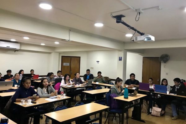 PolitiFact enseñó técnicas para la verificación de hechos (fact-checking) a periodistas bolivianos. Aquí les contamos cómo fue.