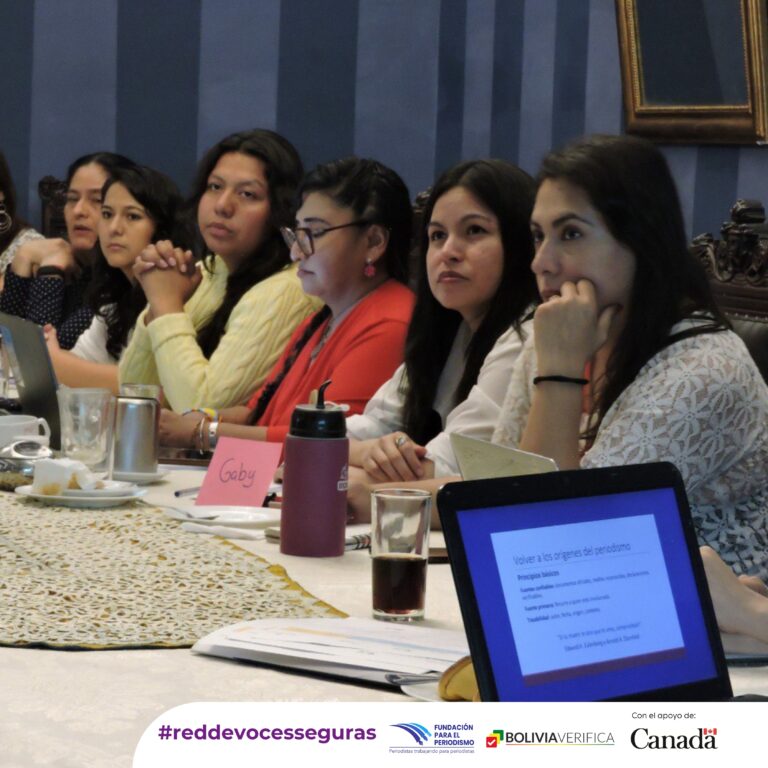 Grupo de periodistas participantes